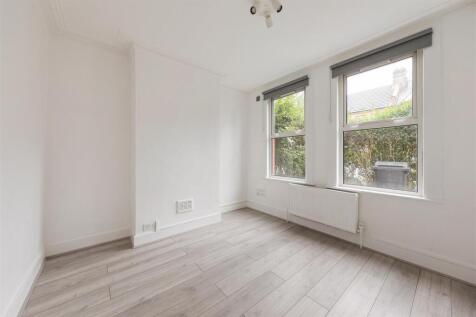 Brettenham Road, E17
