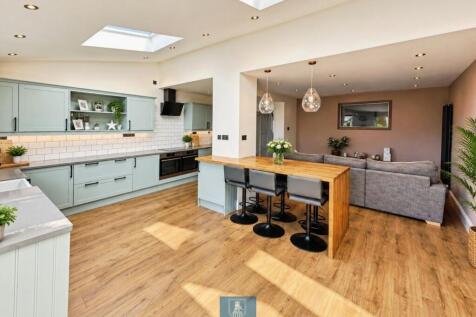 Refitted Kitchen Diner
