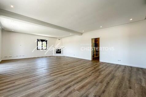 Fully Renovated 6 Bed Villa For Sale (19)