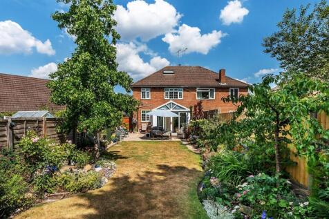 .Middlemead-Road-4.jpg