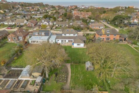 18BeckmeadowWay,Mundesley-20.jpg