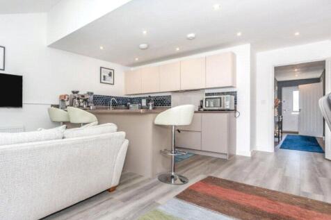 Kitchen /Living Room