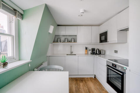 5_37_Doughty_Street_04