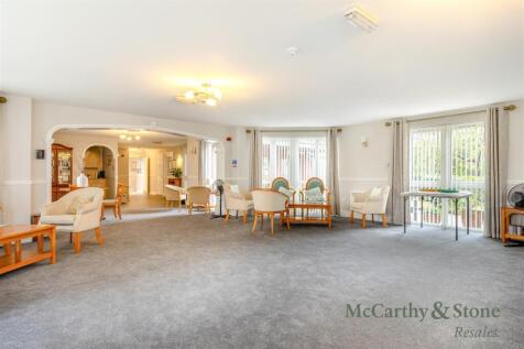 8703661-interior19.jpg