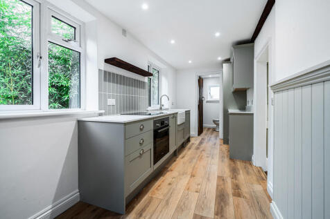 1380969-4-69136ca...