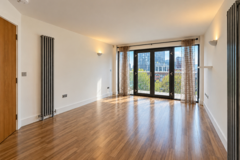 62 RW sitting room window