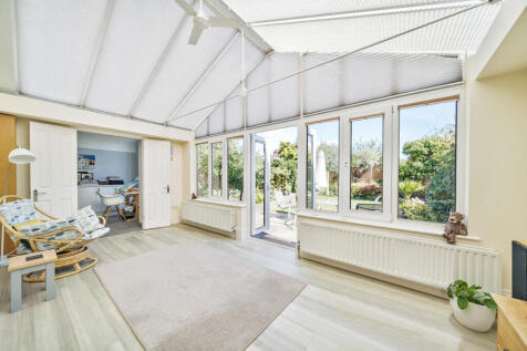 1349209-10-68beca...