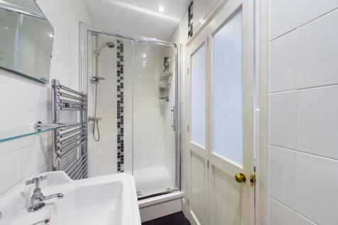 LGF Shower Room