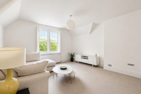 LivingRoom2.png