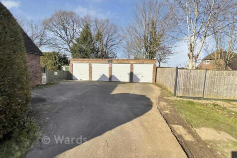 Garage Block