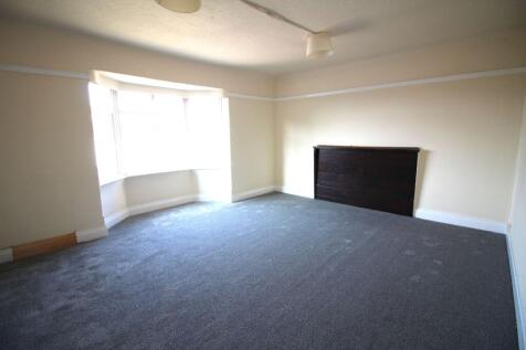 Situated close to local amenities and public transport links is this recently refurbished two bedroom first floor self contained apartment. The apartment comprises: hall way, spacious lounge, Fitted k