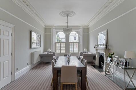 7 bed, 4 bath Detached in Bristol - Photo 5