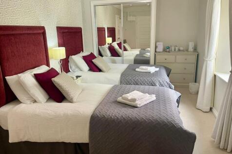 Owners Guest Suite (2).jpg