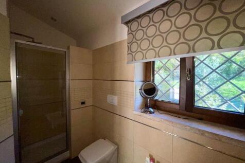 ensuite bathroom