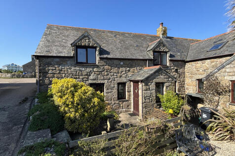 3/4 Bedroom Semi-Detached House for Sale