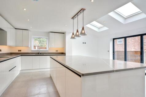 Open Kitchen Diner_1.jpeg