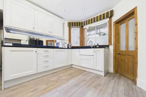 CAM01085G0-PR0663...