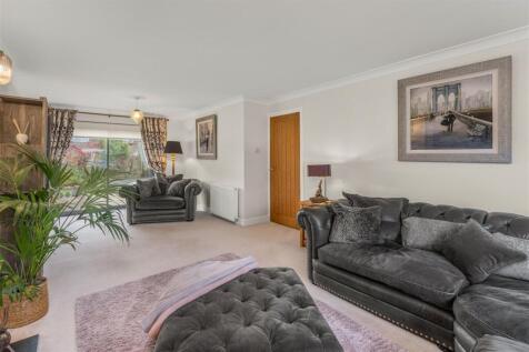 1 Lawrence Leys, Bloxham-9.jpg