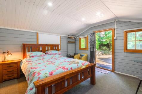 Panteinion Hall, Ffordd Panteinion, Friog, Fairbourne, Gwynedd, LL38 2TJ