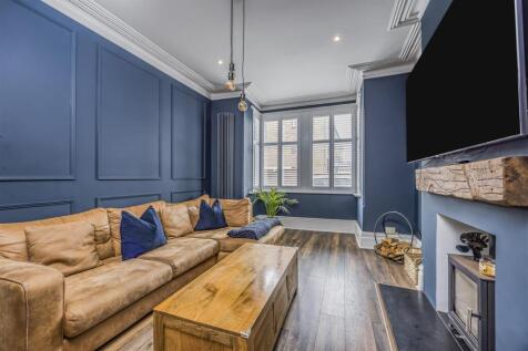 20 Gladys Avenue, Hilsea-PorticoMarketing-SoldBy-1