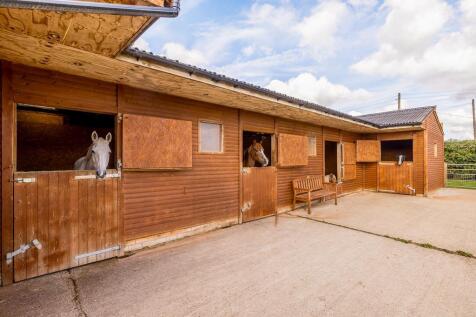 Ashton House (Kirton)-39.jpg