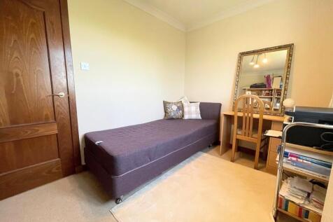 IMG-20250506-WA00...