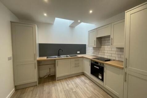 Kitchen flat 2 (1).jpg