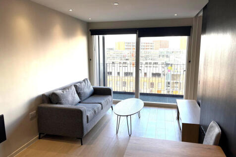 Modern, stylish and cozy 1-bedroom apartment in City Gardens, Manchester, offering a simple yet stylish living space. Double glazing, balcony, video entry, this property ensures convenience and securi