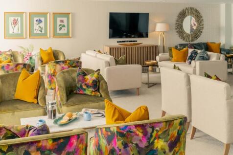 Communal Lounge