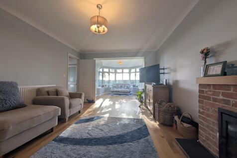 PXL_20251024_0915...