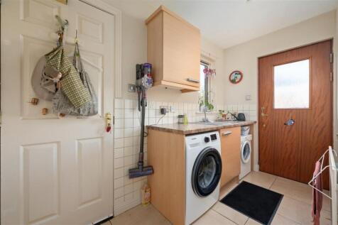 13 Westhall Crescent 015.JPG