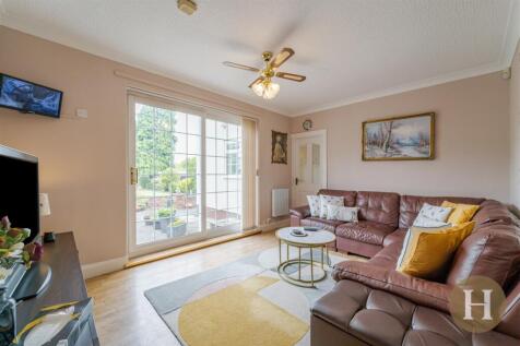 Hadleigh Estate Agents-10.jpg