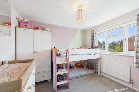 CAM03218G0-PR0831-STILL003