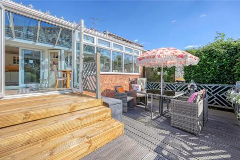 West Facing Rear Garden