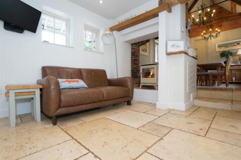 Pear Tree Cottage (27).jpg