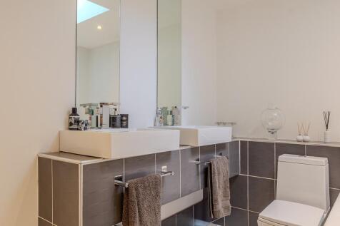 7 bed, 6 bath Detached Villa in Glasgow - Photo 45