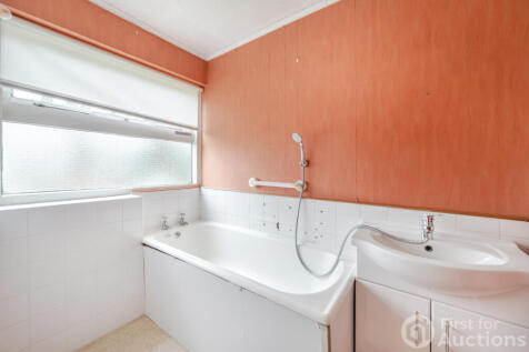 d28a9e58-44f4-492...