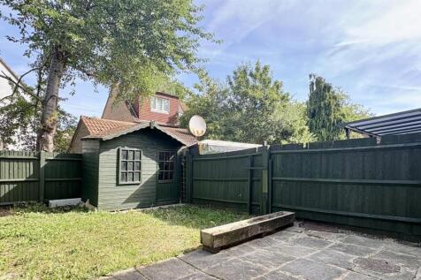Richard House Drive, E16 For Sale By Barrain Londo