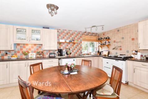 Kitchen/Dining Area