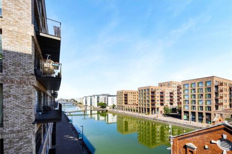Two double bedroom apartment in a modern building with a lift, located on the third floor. This furnished property boasts a private balcony, providing a perfect spot to relax and enjoy the dockside vi