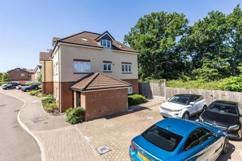 2 Archer Close (16).jpg