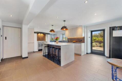 Kithcen/breakfast room