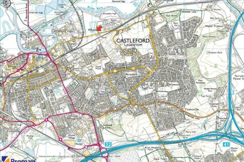 Land for sale in castleford