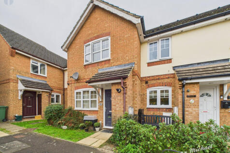 CAM03218G0-PR0796-STILL009