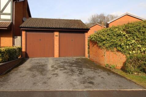 Garages & Parking
