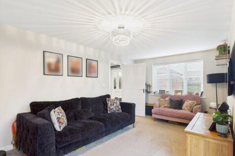 10 Howes Road, Br...