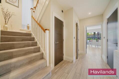 Wellston Crescent-11.jpg