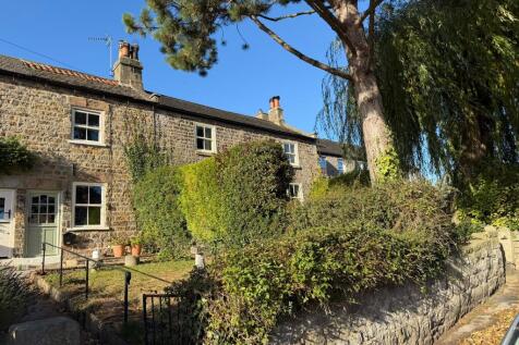 2 Bedroom House in HG3 1DX