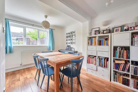 Impressive Open Plan Living Area