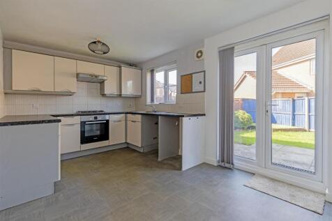 Kitchen/ Dining Room